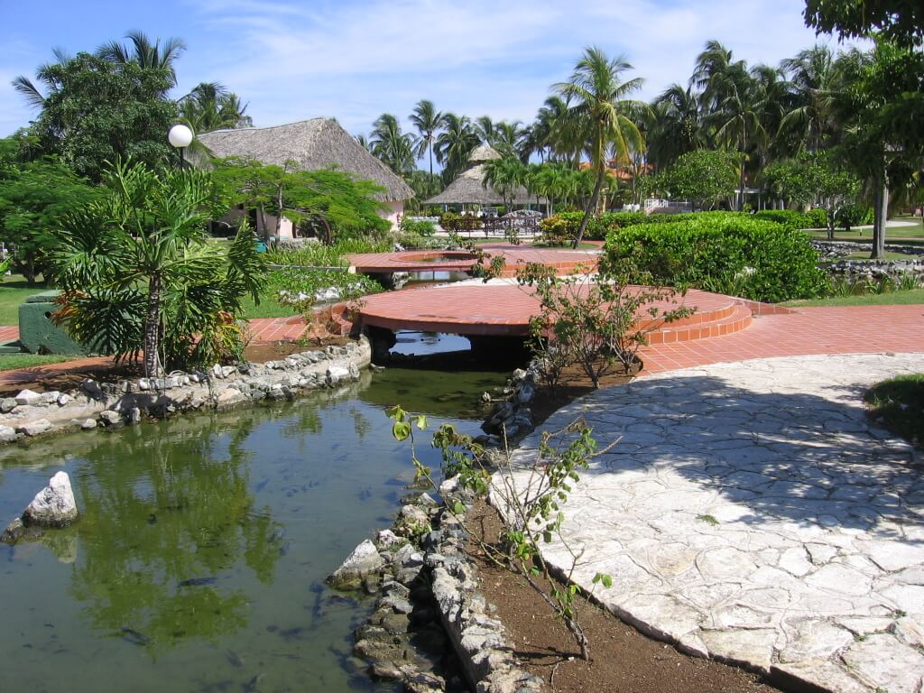 Cuba-Glimpses-of-The-World