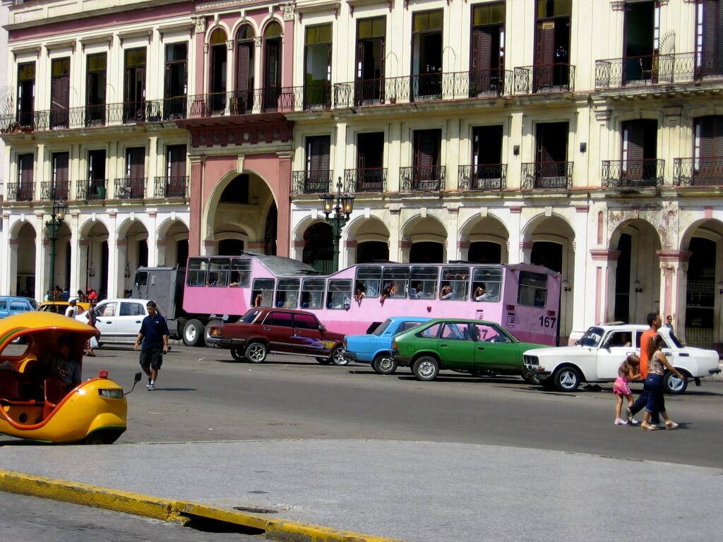 Cuba-Havana-Glimpses-of-The-World