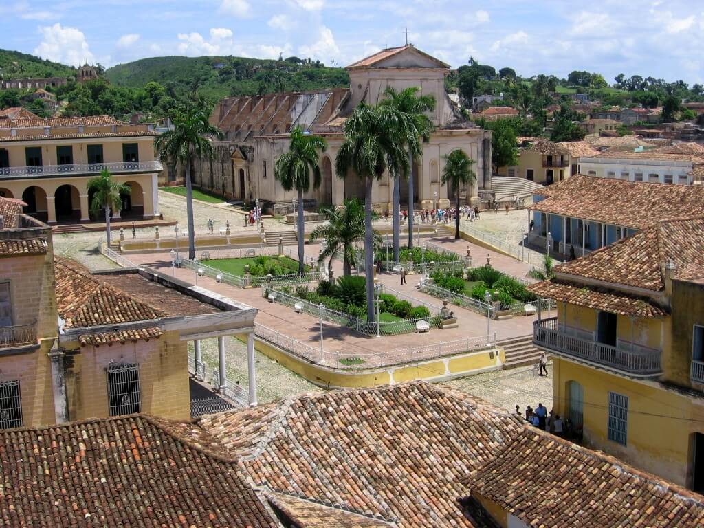 Cuba-travel-towns-Glimpses-of-The-World