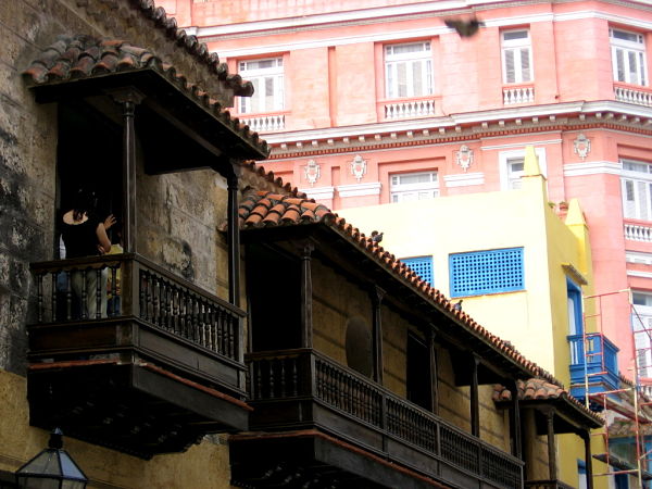 Strolling the Old Havana, Glimpses of The World_opt