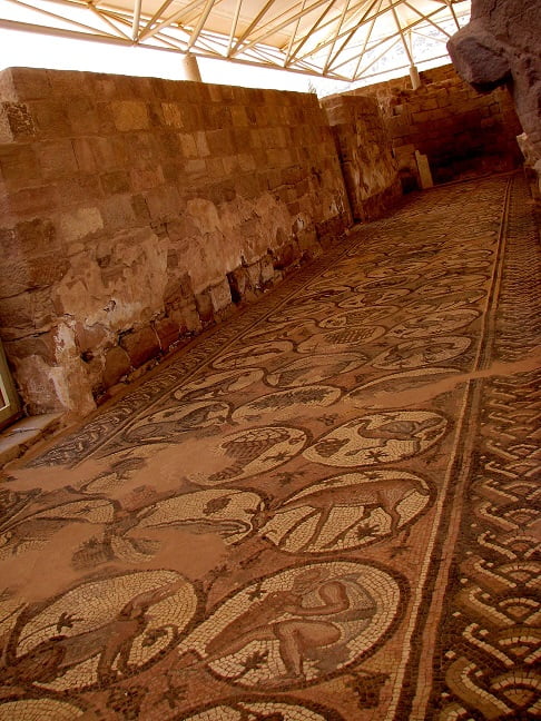 Jordan-Petra-Glimpses-of-The-World