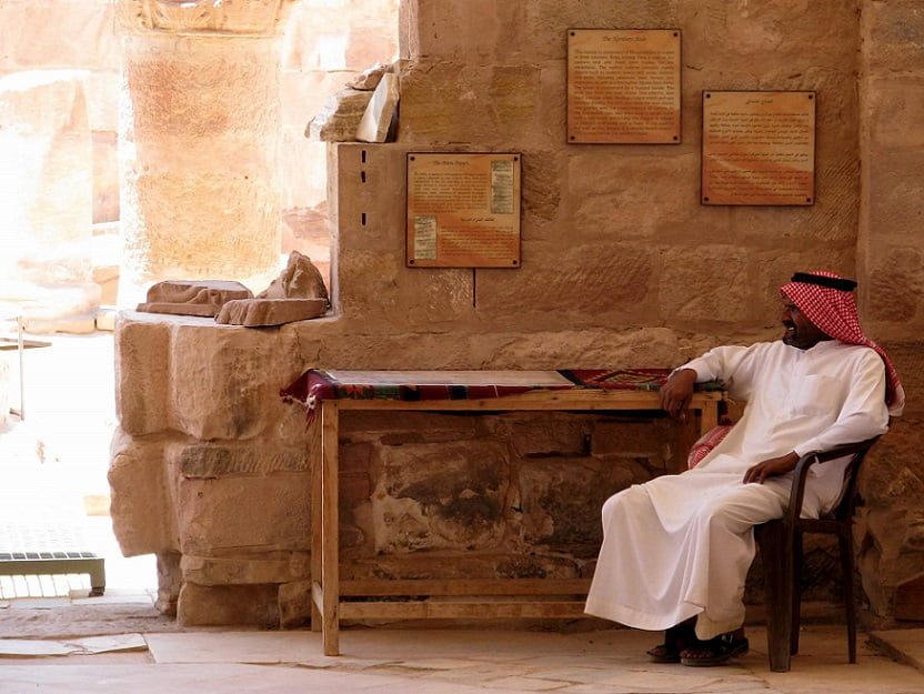 Jordan-Petra-Glimpses-of-The-World