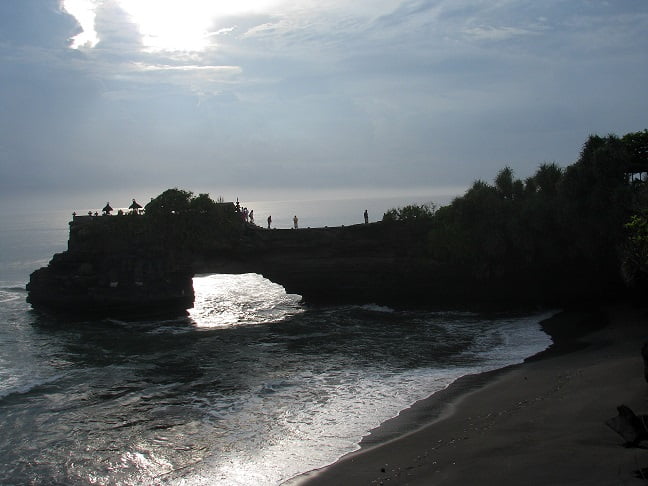 Travel-to-Bali-Batu-Bolong-Glimpses-of-The-World