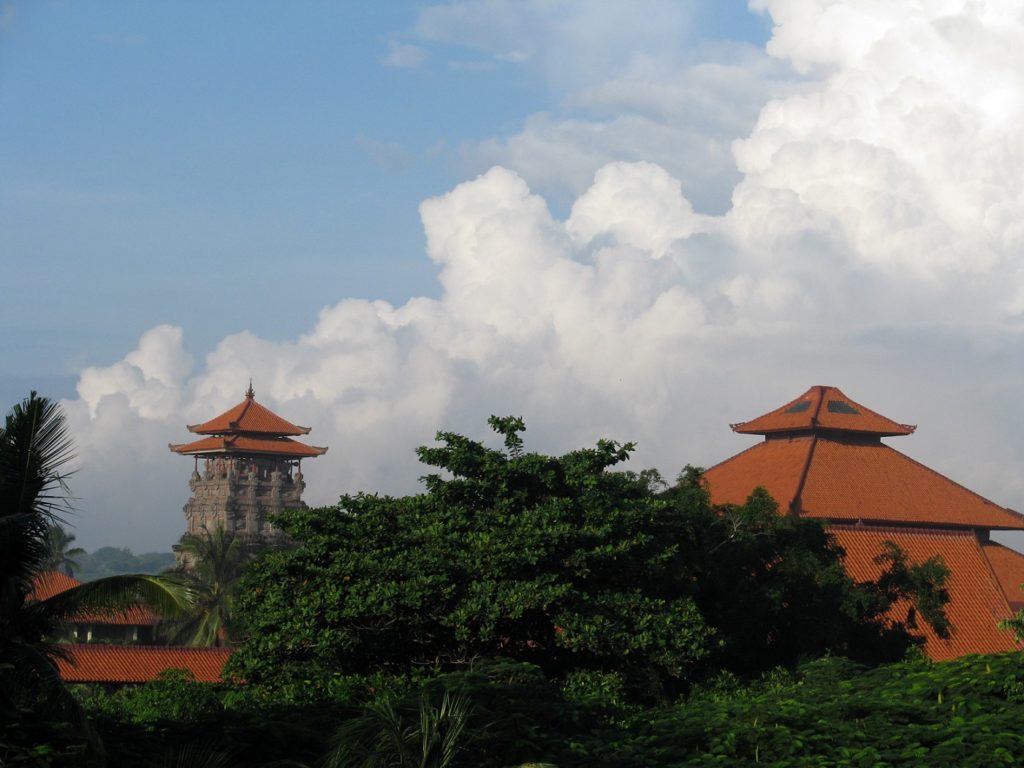 Bali Indonesia: PERFECT WEATHER (2)