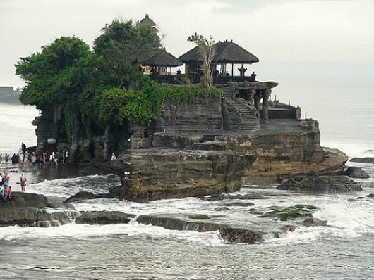 Bali-Tanah-Lot-Glimpses-of-The-World