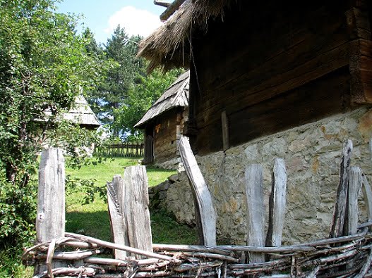Serbia-travel-Zlatibor-Sirogojno-Glimpses-of-The-World
