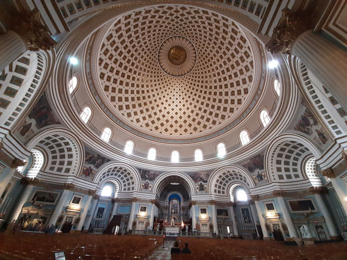 Malta-travel-Mosta-Glimpses-of-the-World