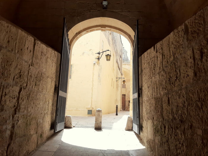 Malta-travel-Mdina-Glimpses-of-the-World