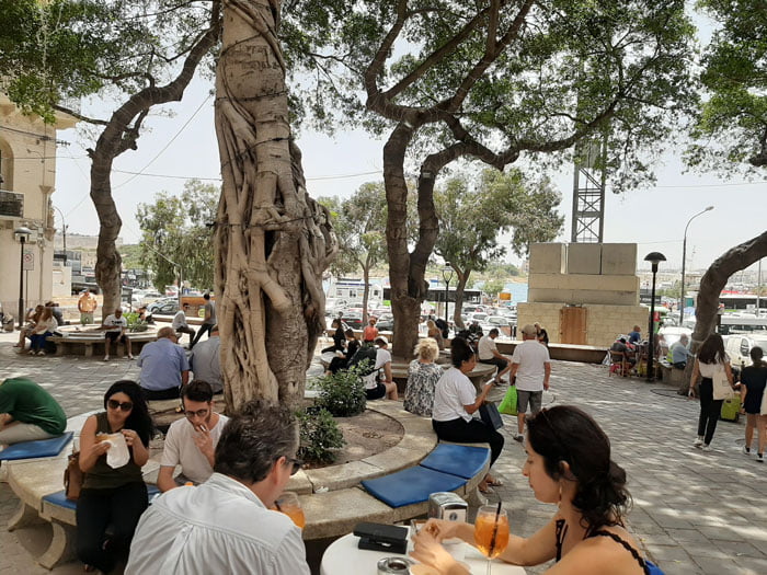 Malta-travel-Sliema-Glimpses-of-the-World