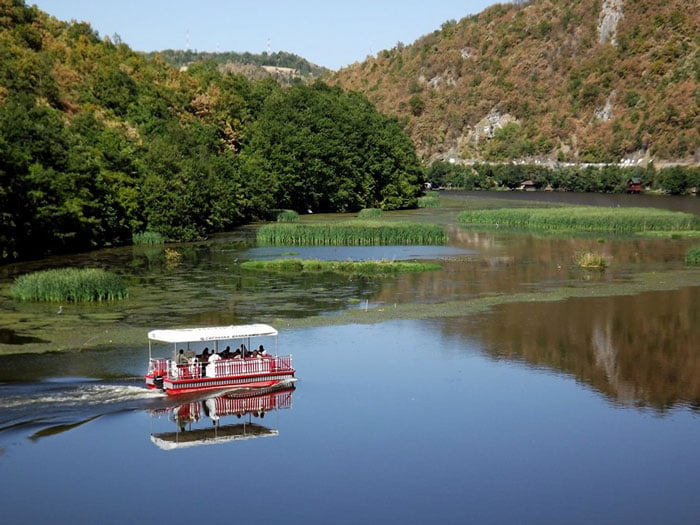 Serbia-travel-Ovcar-Kablar-gorge-Glimpses-of-the-World
