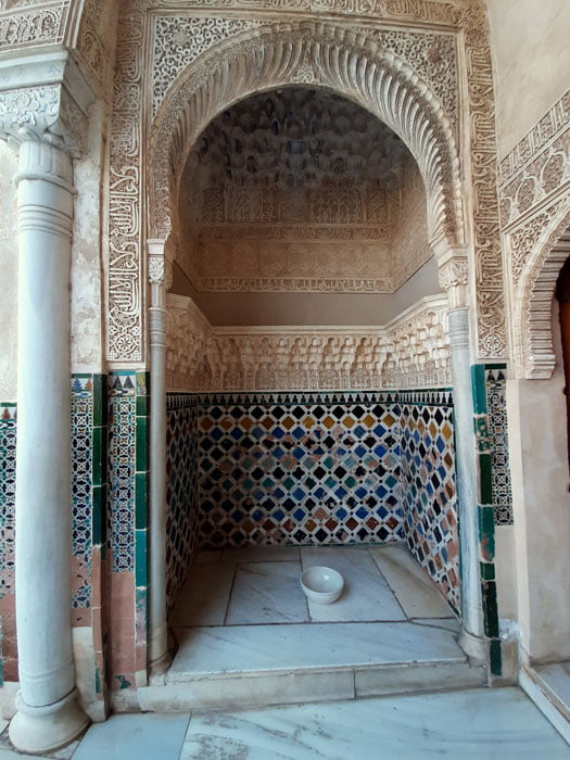 Granada-Andalusia-Spain-Alhambra-Glimpses-of-the-World