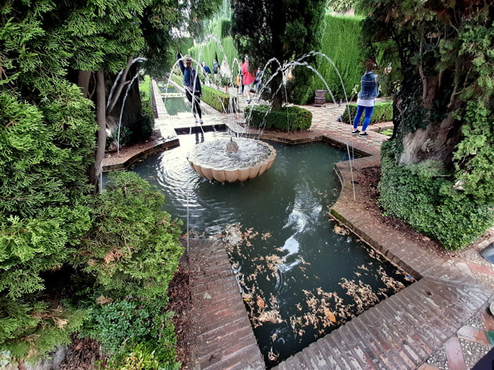 Granada-Andalusia-Spain-Alhambra-Glimpses-of-the-World
