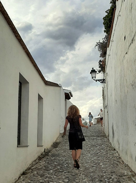 Granada-Andalusia-Spain-Albaicin-Glimpses-of-the-World