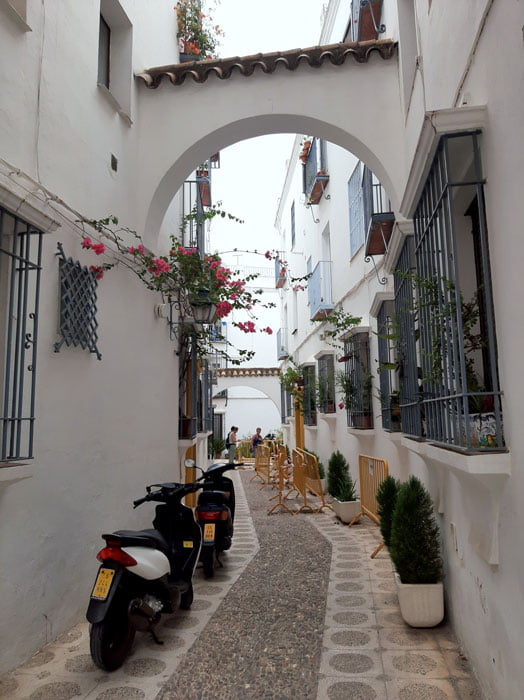 Cordoba-Spain-Jewish-quarter-Glimpses-of-the-World