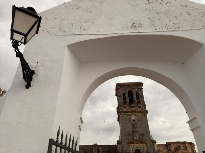 Arcos-de-la-Frontera-Spain-Glimpses-of-the-World