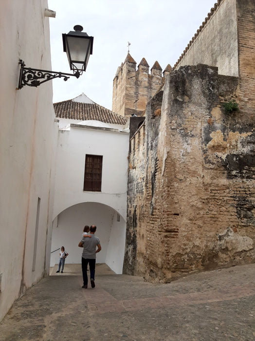 Arcos-de-la-Frontera-Spain-Glimpses-of-the-World