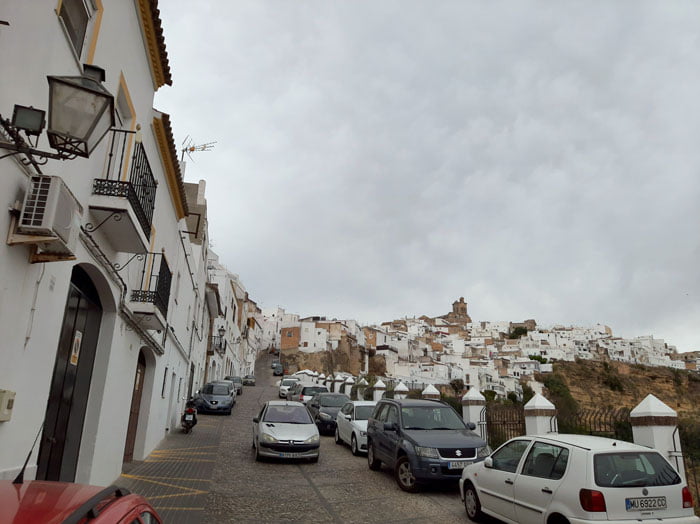 Arcos-de-la-Frontera-Spain-Glimpses-of-the-World