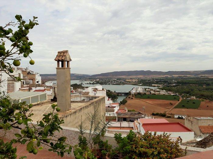 Arcos-de-la-Frontera-Spain-Glimpses-of-the-World