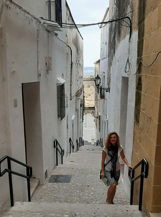 Arcos-de-la-Frontera-Spain-Glimpses-of-the-World
