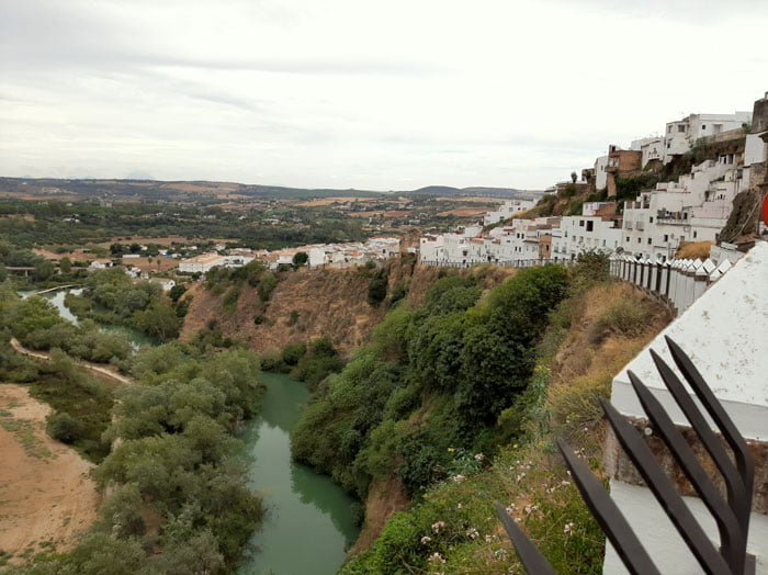 Arcos-de-la-Frontera-Spain-Glimpses-of-the-World