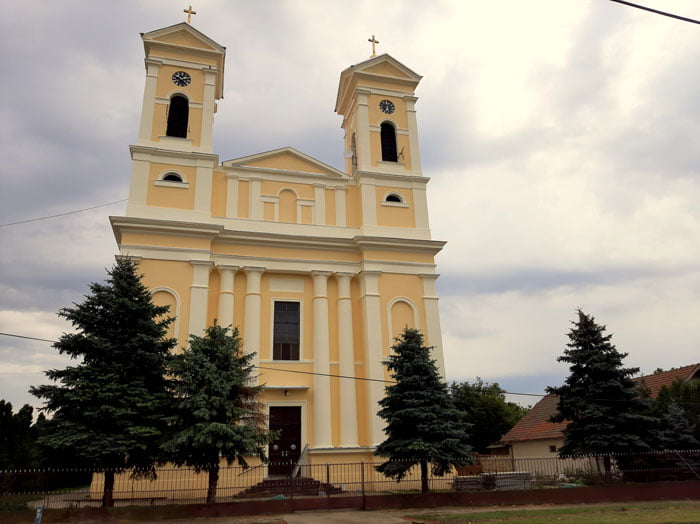 Serbia-travel-Novi-Becej-Karaconji-Glimpses-of-the-World